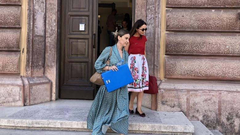 Dumani kërkon shkarkimin e prokurores Flora Çela