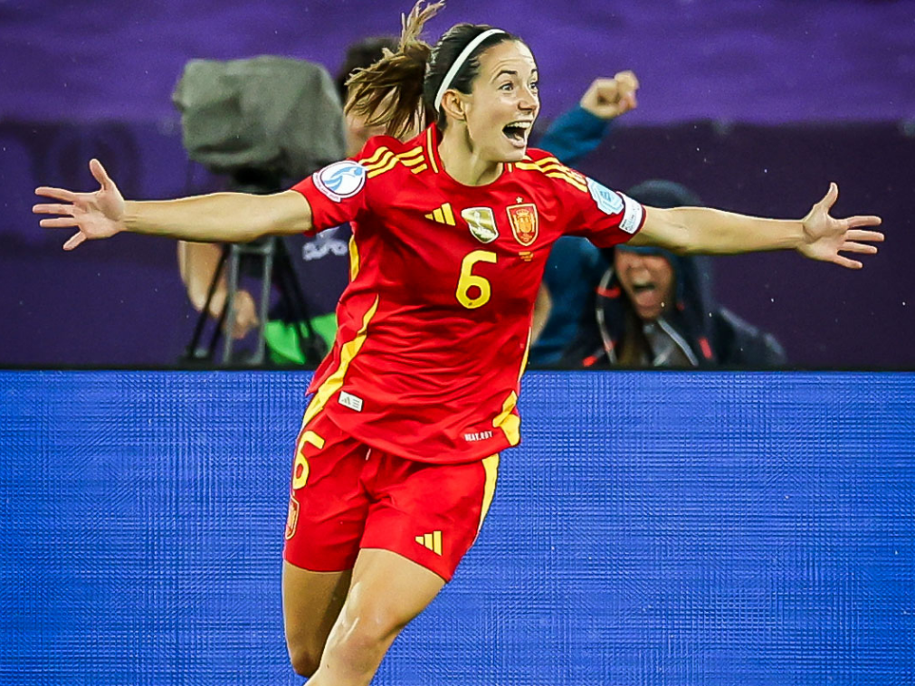 Dy herë ‘Topi i Artë’, dërgon Spanjën në finale