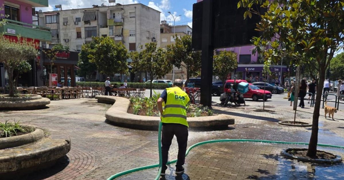 E denoncoi para disa ditësh, lirohet hapësira publike te ’21 dhjetori’, Rama: S’ka më tokë të xanun