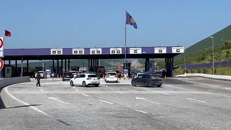 Eksportet drejt Kosovës thyejnë rekord, fluks i lartë në Morinë