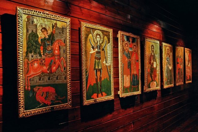 Ekspozitë unike me ikonat shqiptare në Francë