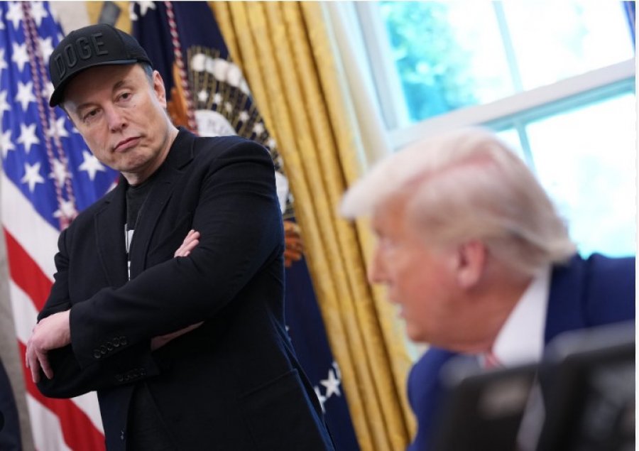 Elon Musk i del në mbrojtje Donald Trump-it pas artikullit të Wall Street Journal