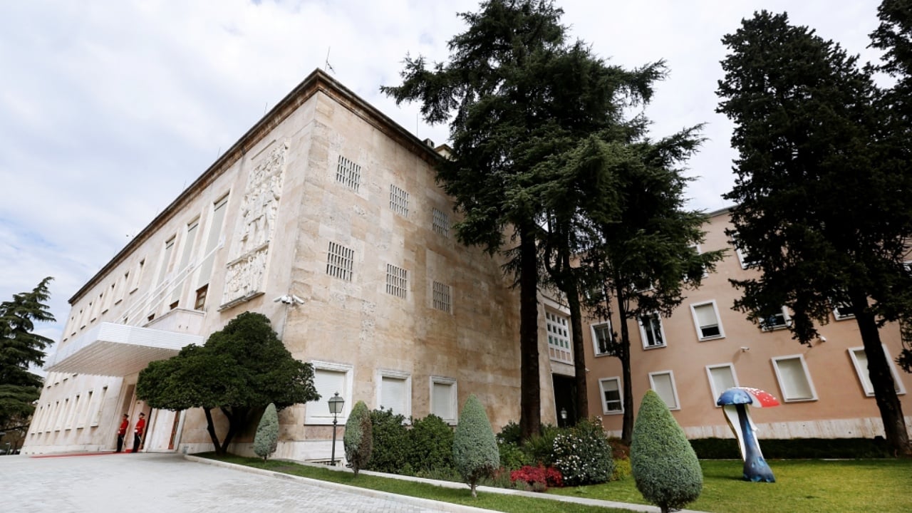 Emërohet drejtoresha e re Galerisë së Kombëtare të Arteve, kush është Adela Demetja