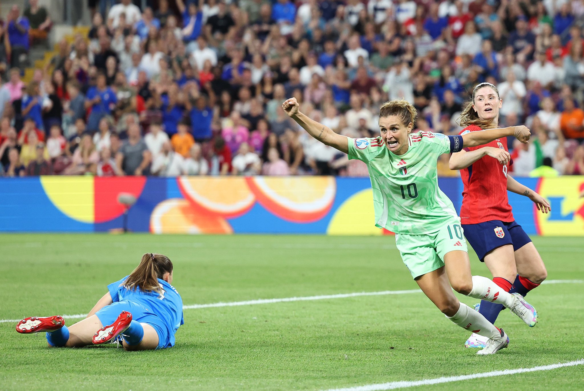 Euro Women’s/ Xhireli dërgon Italinë në gjysmëfinale