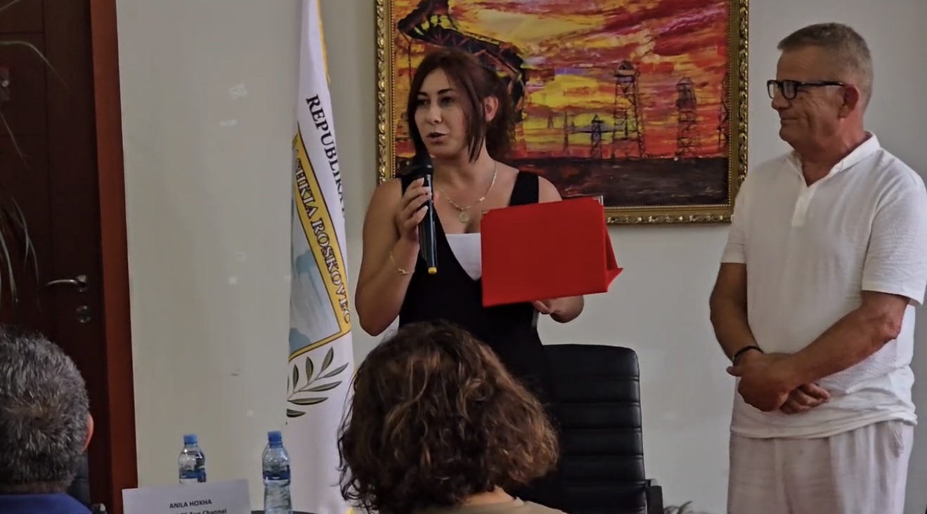 FieriWeb.com vlerësohet me çmimin “Aristidh Kola, Nderi i Kombit” në një ceremoni të veçantë në Roskovec