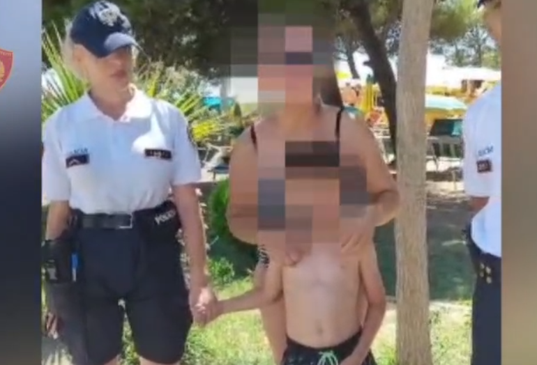 Gjendet 8-vjeçari në plazhin e Shëngjinit, policia ua dorëzon prindërve