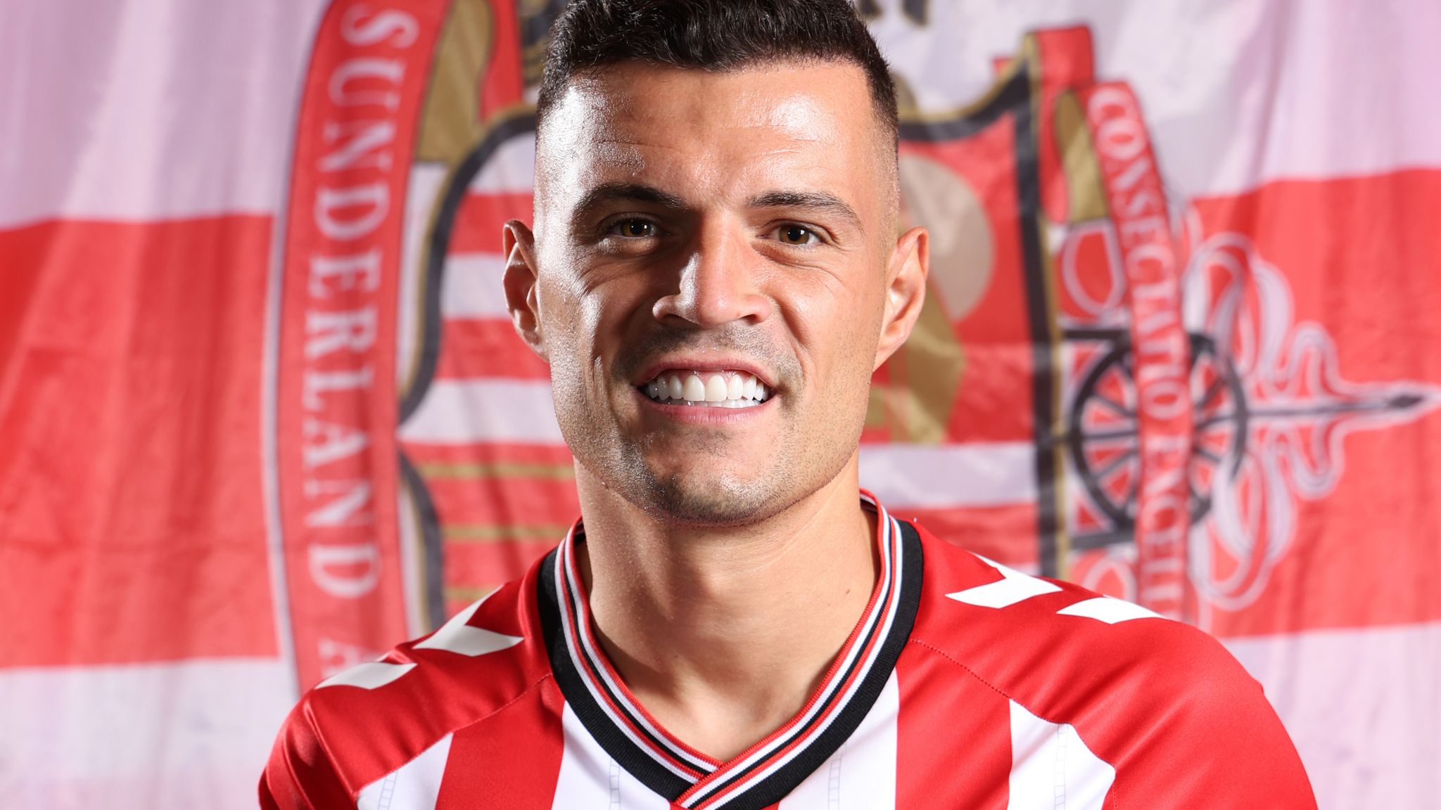 Granit Xhaka prezantohet zyrtarisht në Sunderland