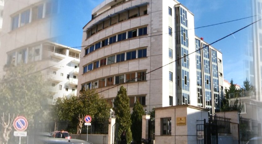 I dënuar për vrasje në tentativë dhe grup të strukturuar kriminal/ Prokuroria e Tiranës sekuestron pasuritë e Paris Prengës dhe familjarëve të tij