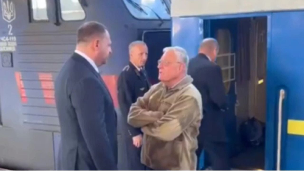 I dërguari special i SHBA-së për Ukrainën mbërrin në Kiev, këshilltari i lartë i Zelenskyt: Do diskutojmë për armët, sanksionet dhe shumë çështje të tjera