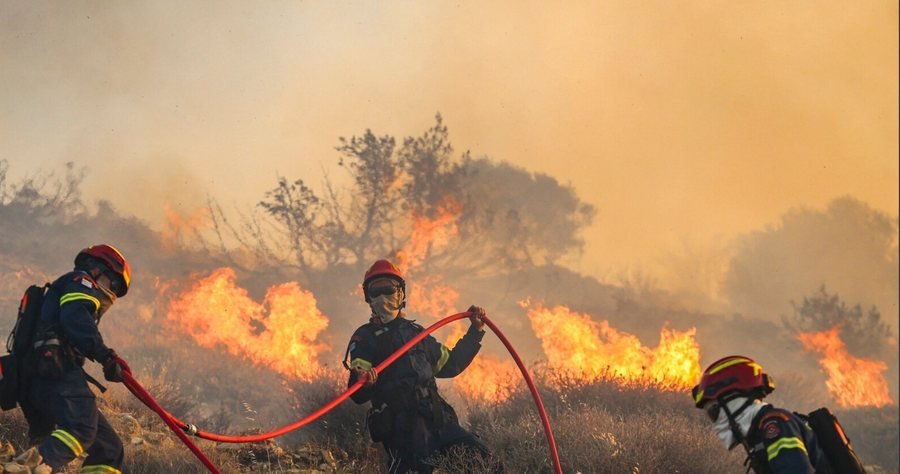 I nxehti në Greqi, ndalohet puna fizike jashtë në orët e pikut