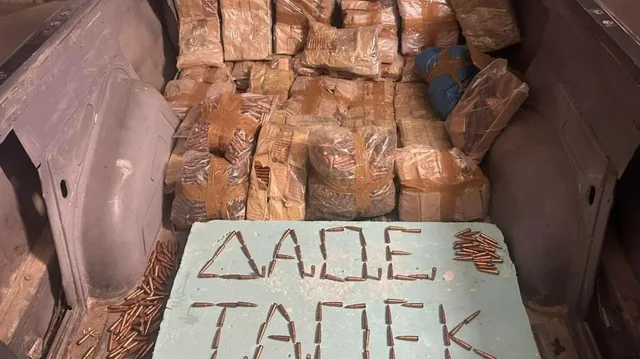 Importonin ilegalisht sasi të mëdha municionesh nga Shqipëria, goditet organizata kriminale në Kretë, sekuestrohen mbi 24 mijë fishekë