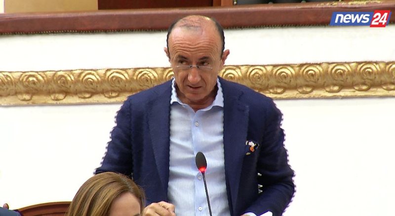 “Institucionet duhet të raportonin deri në qershor, por…”, Sula: Opozita të bëjë kallëzim ndaj kryetarëve të komisioneve parlamentare
