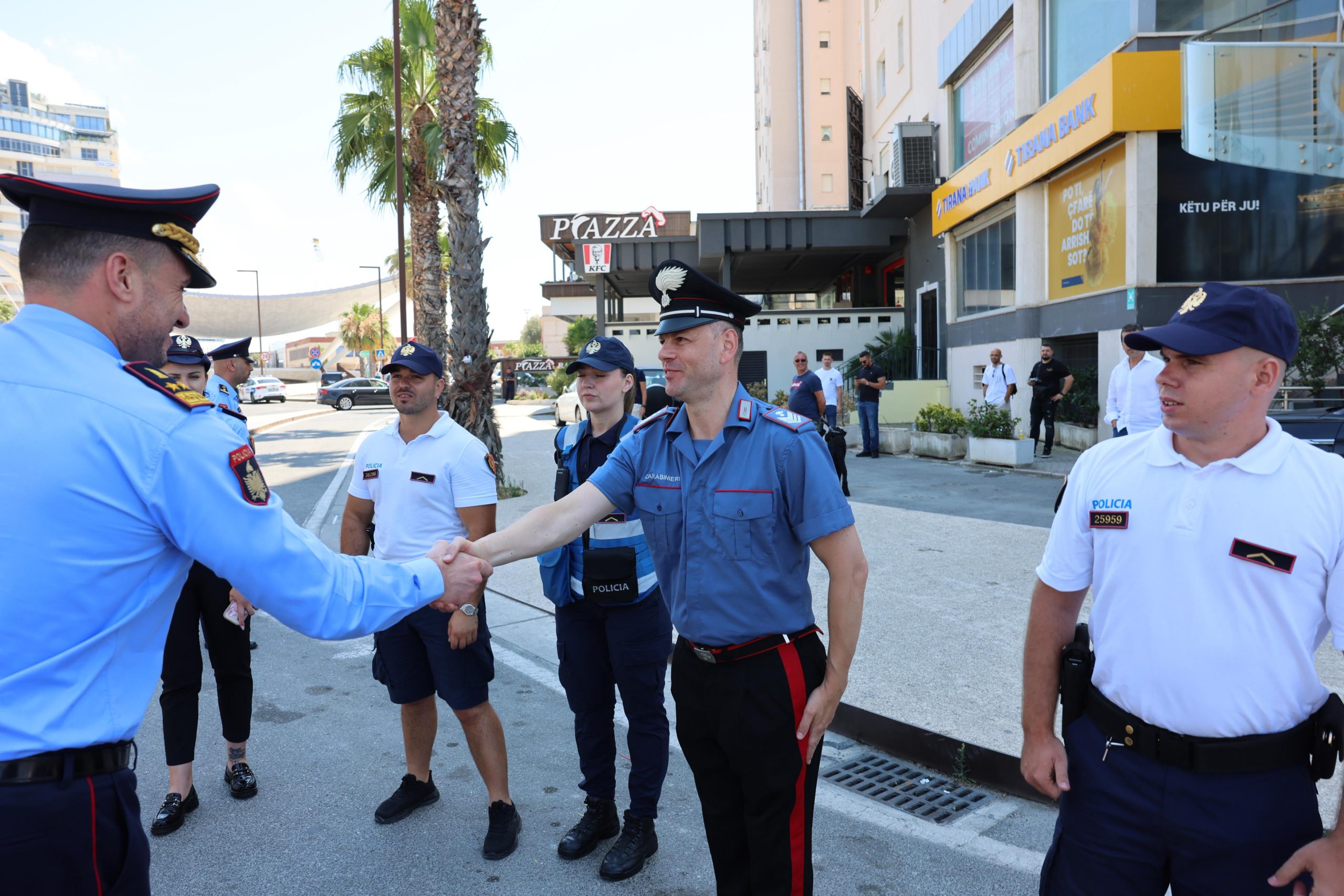 Italianët, patrullime në Shqipëri, policia shqiptare bashkëpunon me homologët e vendit fqinj gjatë sezonit veror