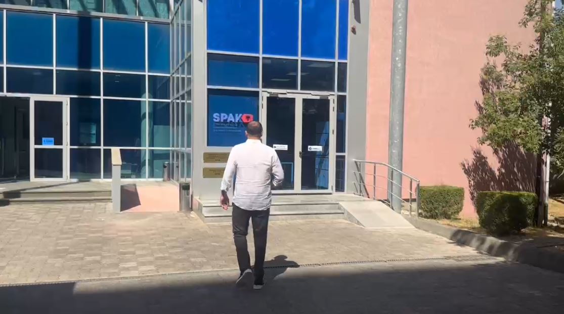 Iu kontrollua banesa dhe iu sekuestrua celulari, Ergys Aagasi paraqitet në SPAK