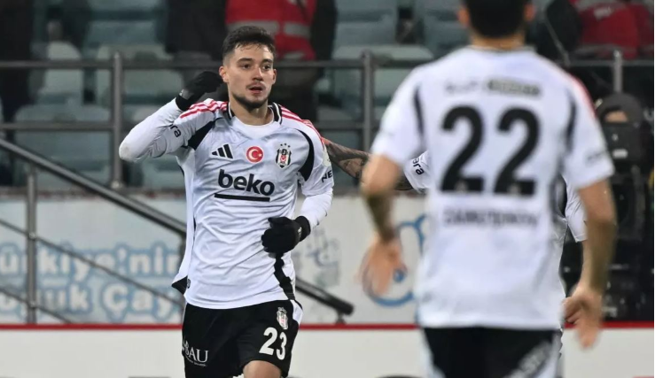 Klubet italiane dhe ato angleze interesohen për Ernest Muçin