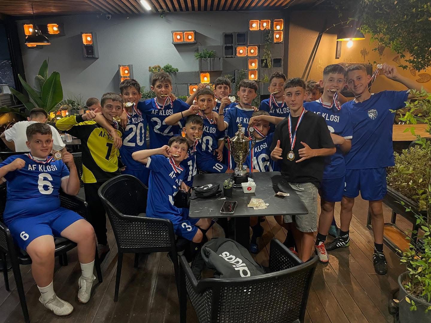 Kohët kanë ndryshuar në Shqipëri, turneu i fituar nga AF Klosi