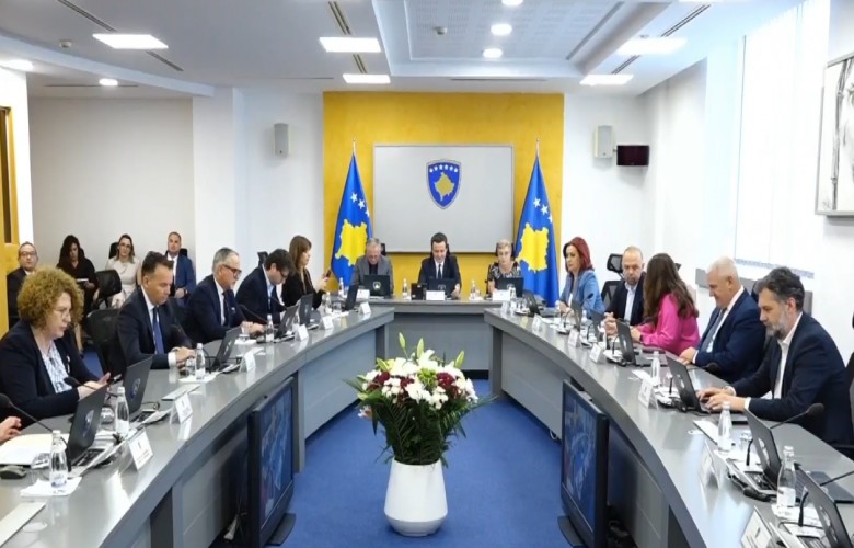 Kosovë/ Qeveria në detyrë ndan 580 mijë euro për shkollën dhe muzeun në Preshevë