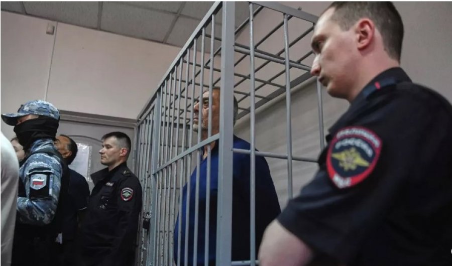 Kriza Azerbajxhan–Rusi thellohet: Gazetarë të Sputnik në pranga, Baku anulon ngjarjet kulturore ruse