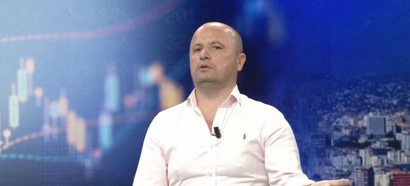 “Kush i mban banesat bosh do detyrohet t’i shesë”/ Eksperti Imobiliar: Taksa e re për shtëpitë e dyta, në fuqi nga…