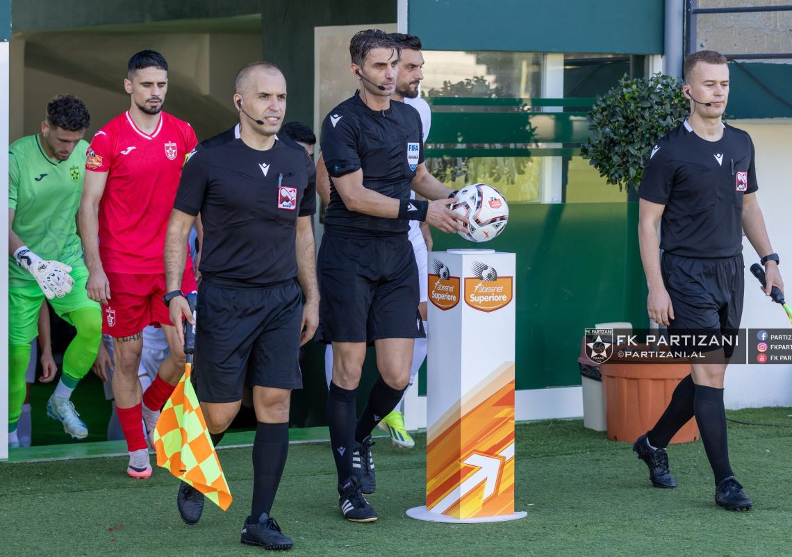 LIGA E EUROPËS/ Besnik Hasi përballë Etrit Berishës, UEFA u cakton grup gjyqtarësh nga Superiorja