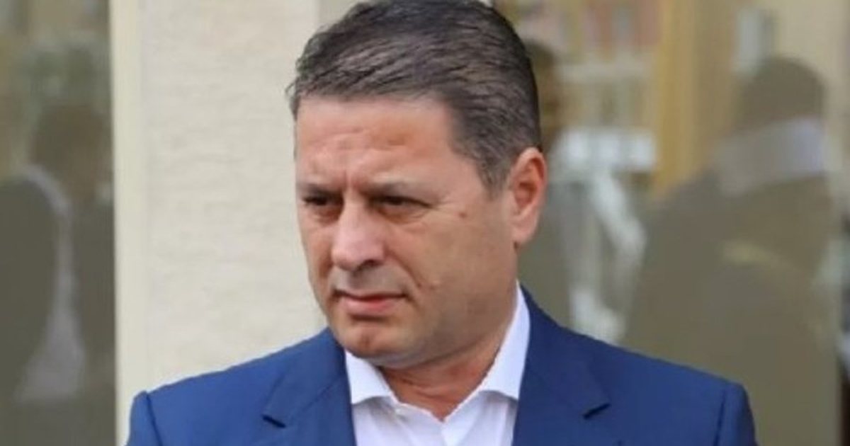 Lirimi i hapësirave publike në Tiranë, lokali që u prish është i vëllait të Pjerin Ndreut! Kryebashkiaku i PS: Ka paguar taksa, por ka një filozofi…