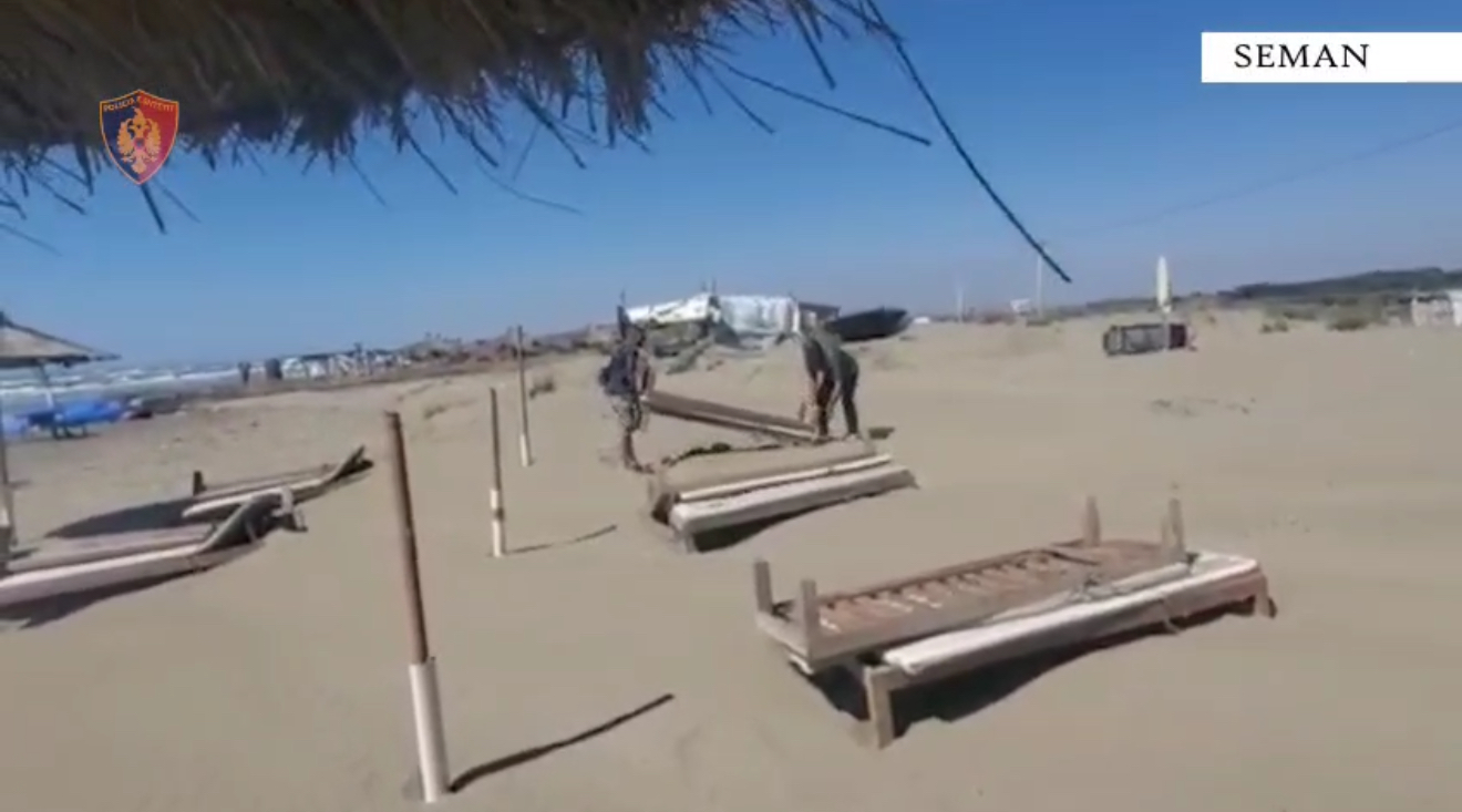 Lirohen 3 hapësira publike në plazhin e Semanit, procedohen penalisht 3 pronarë biznesesh