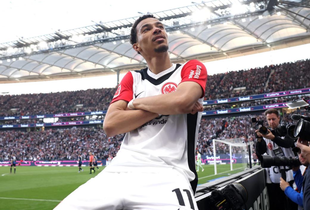 Liverpool “i fiksuar” pas sulmuesit, gati oferta mostruoze