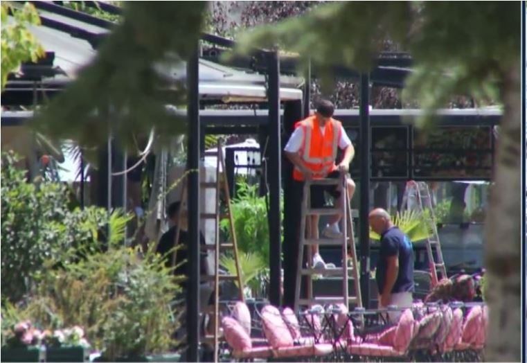 Lokalet heqin çadrat dhe shtesat, lirohen trotuarët në kryeqytet, biznesi bashkëpunon me inspektorët