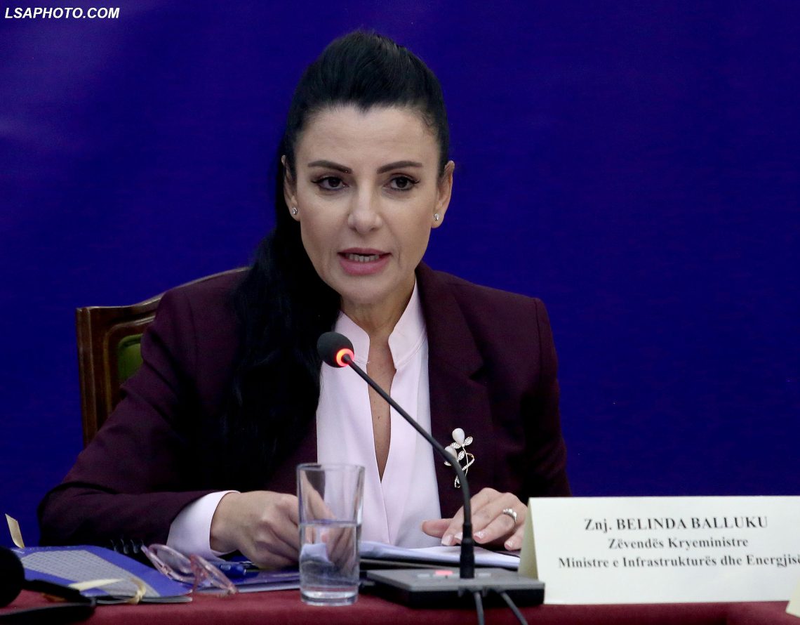 Masakra me tjetërsimin e votave në Fier/ Balluku justifikohet. Fajëson lodhjen e numëruesve