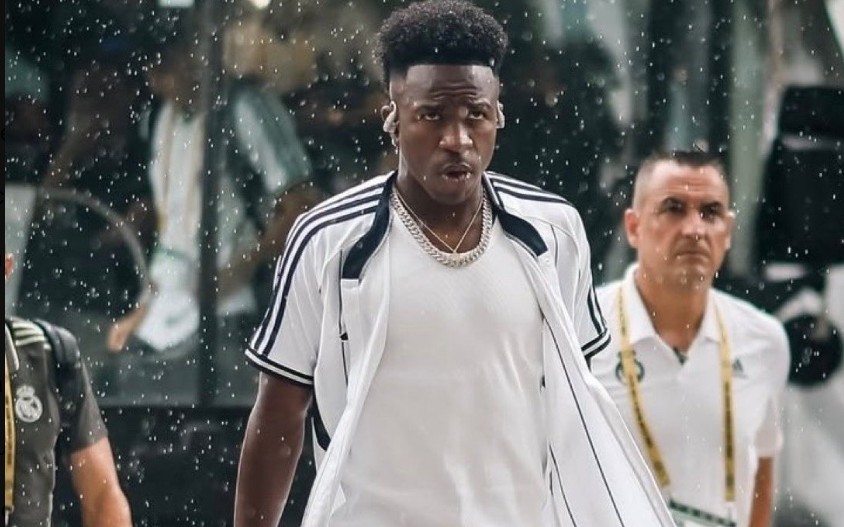 Mbappe e nis nga stoli, “zbulimi” i Alonso-s e nis nga minuta e parë. Real M-Juve, formacionet zyrtare