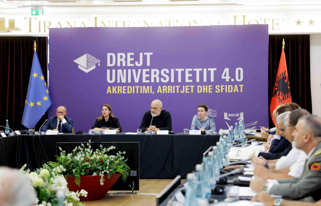 Mbledhja e të dhënave/ “Nuk i përpunojmë dot”, Rama: Jemi për ibret!