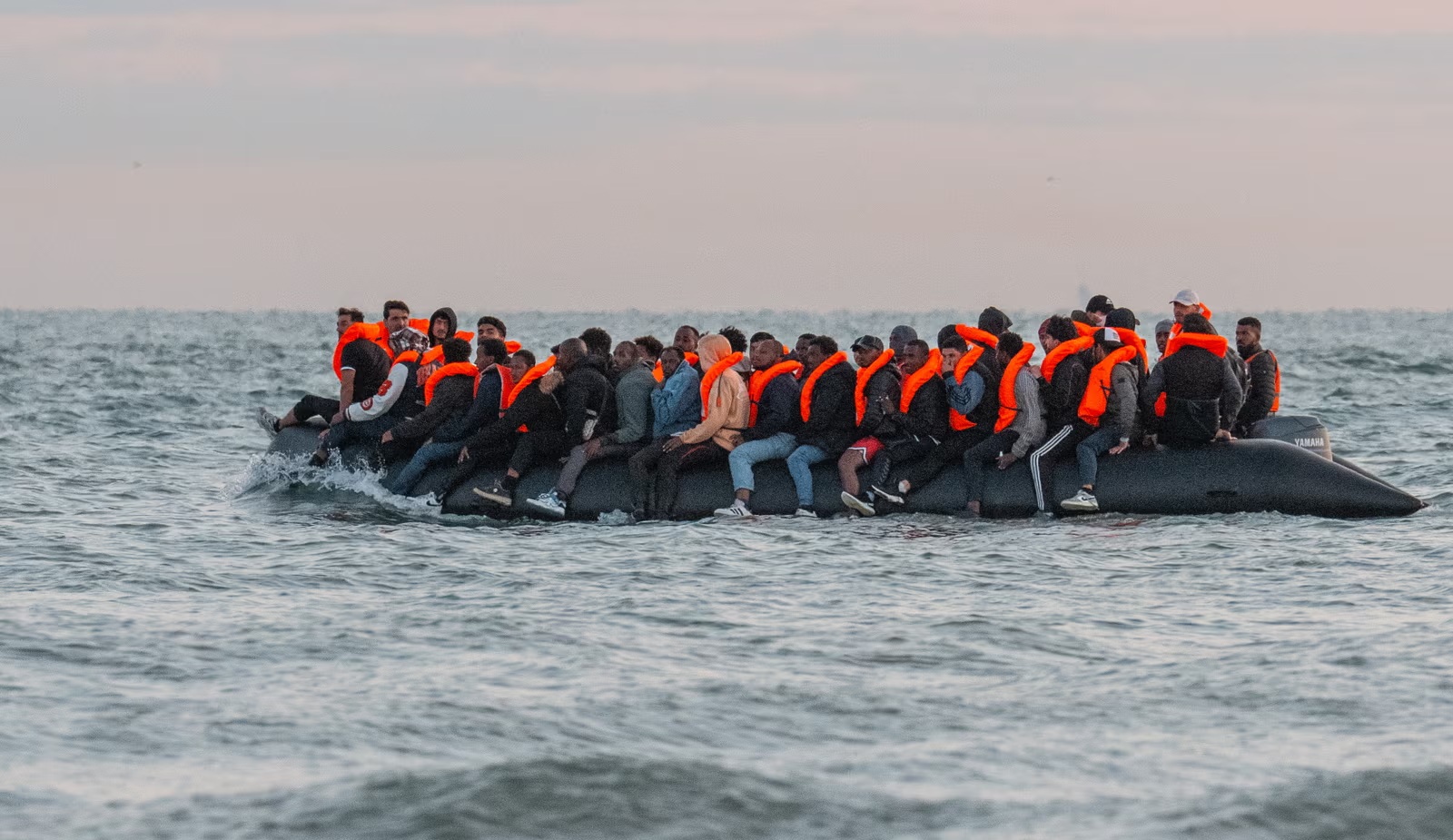 Mbretëria e Bashkuar pret që BE të miratojë marrëveshjen e emigracionit me Francën