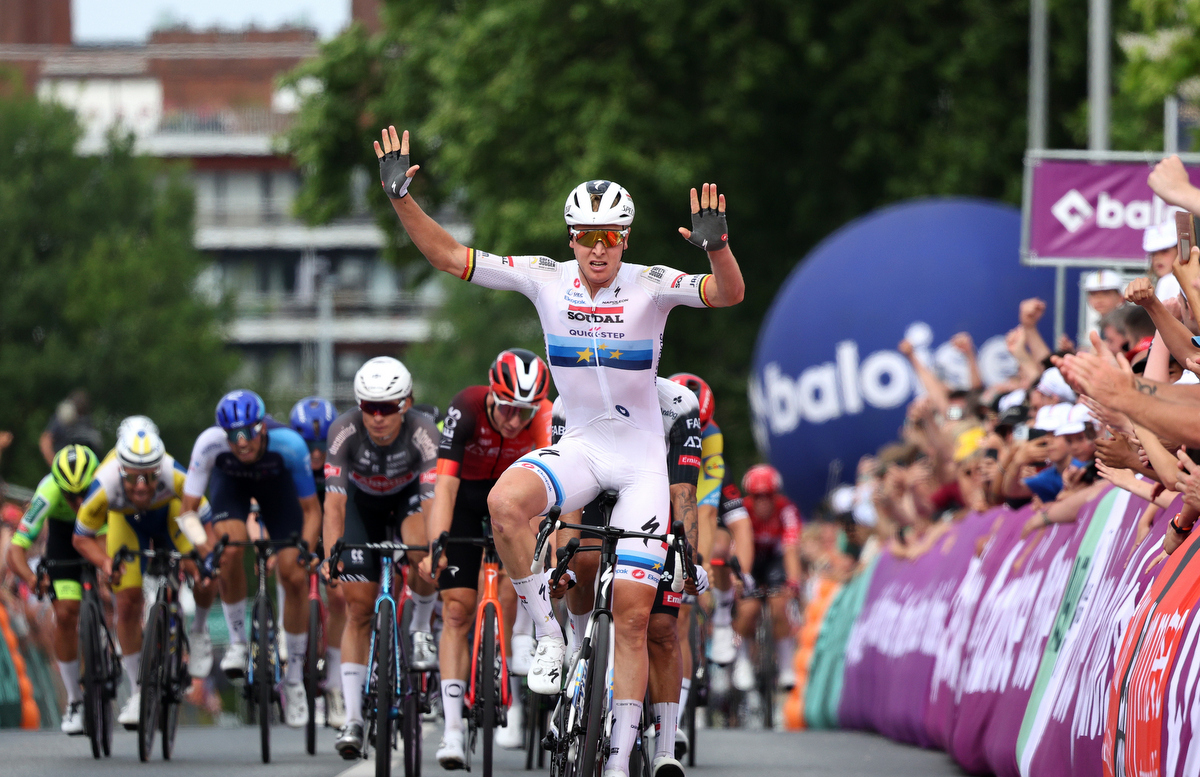 Merlier triumfi në etapen e 9-të, Pogaçar mbetet…i verdhë