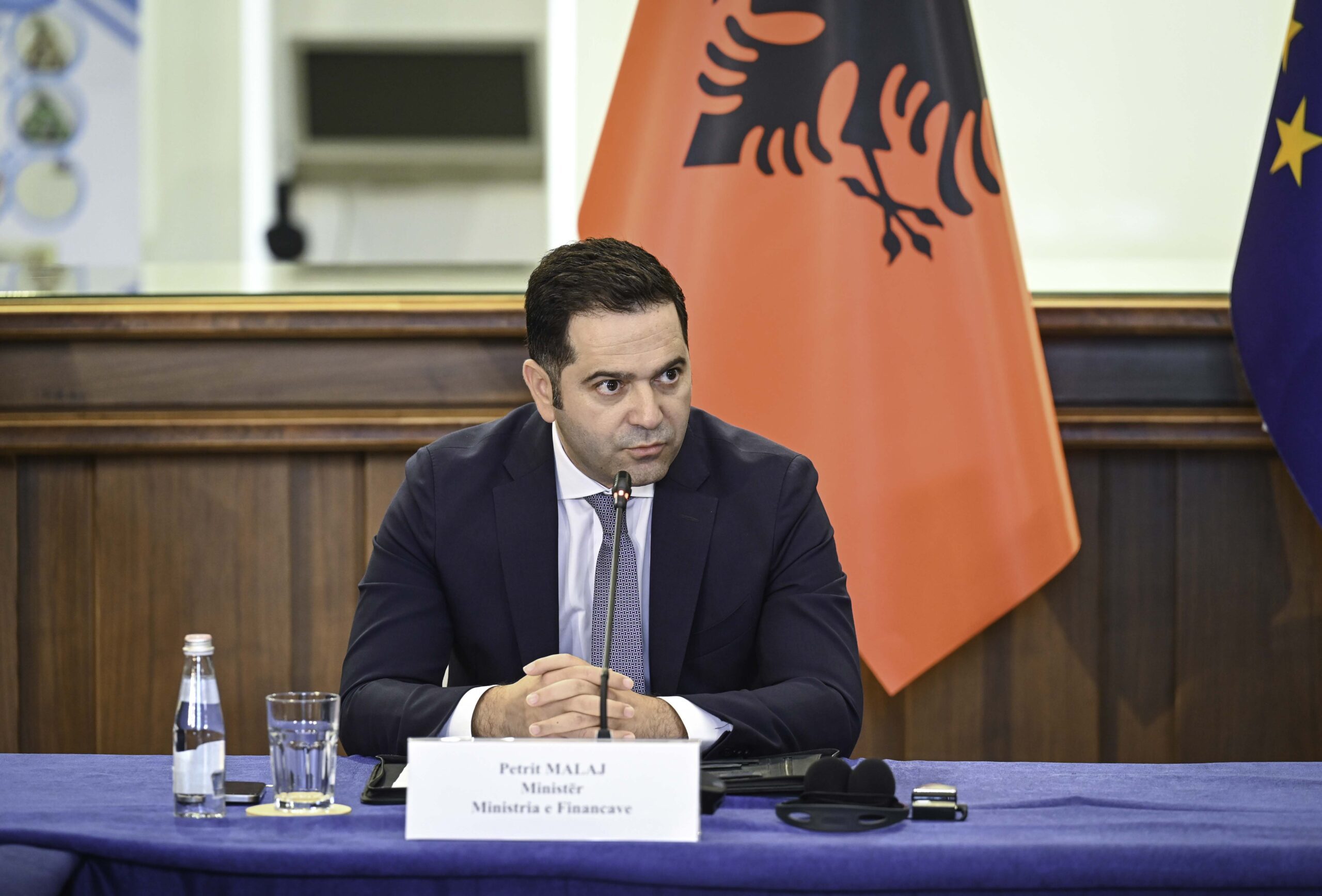 Ministri Malaj kërkon plane rehabilitimi deri më 20 korrik nga 8 bashkitë me probleme financiare