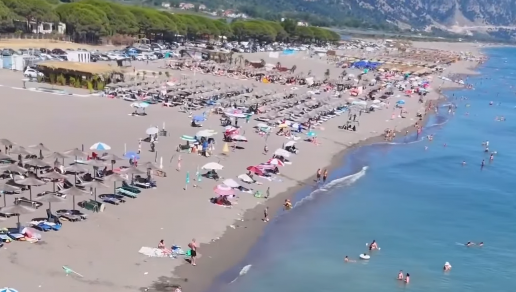 Ministrja e Turizmit dhe Mjedisit, Mirela Kumbaro: Hapësira të përmirësuara publike në plazhin e Velipojës