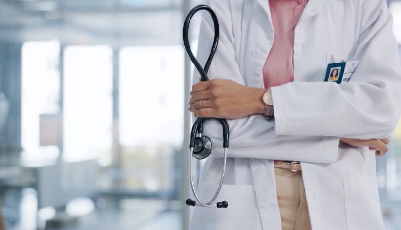 Mjekët po ikin më pak, Urdhri i Mjekut: Ka mjekë të rinj që rikthehen dhe aplikojnë në spitalet shtetërore