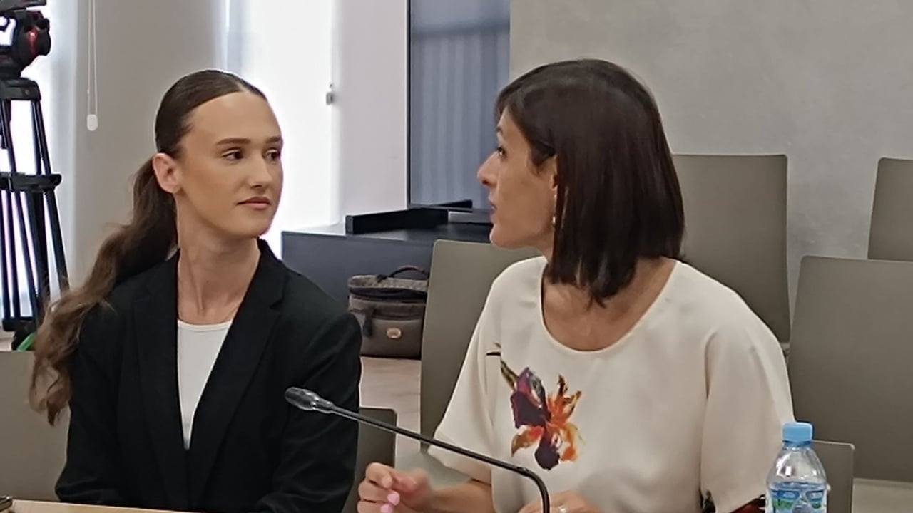 Mori mandatin e vetëm të Nismës Shqipëria Bëhet, reagon Kleana Xhuveli: Do ta përfaqësoj me dinjitet mandatin, Adriatik Lapaj…