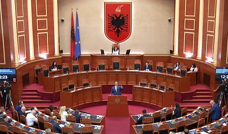 “Mos u sill sikur ke ardhur nga mali”, Spiropali përplaset me Nokën: Kujdes me fjalët, uluni në vend mos të përjashtoj