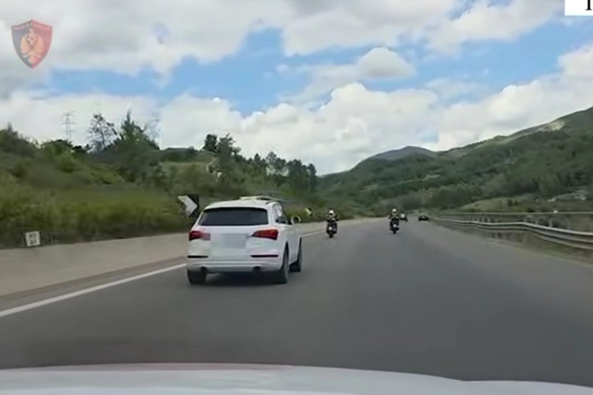 Ndjekje si nëpër filma, Policia: Kapet kreu i një organizate kriminale ndërkombëtare (VIDEO)