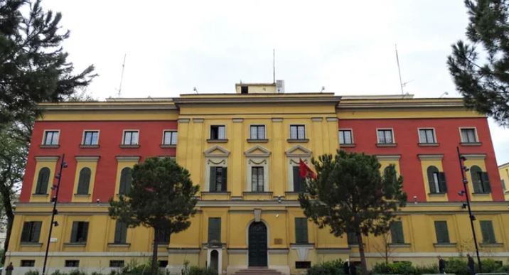 “Ndodh edhe kështu”, ish-zyrtarja e Financave ngre alarmin: Ja çfarë zbulova në e-Albania për vitin 2014