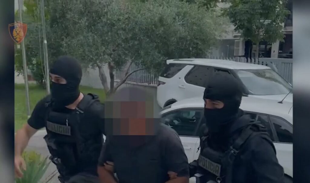 Ngacmoi seksualisht vajzën e tij të mitur, arrestohet 55-vjeçari në Lezhë