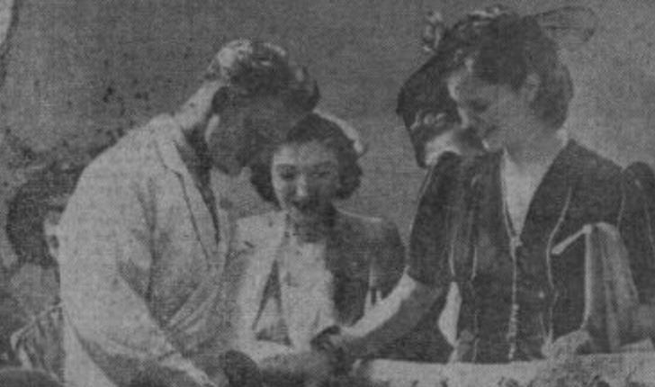 Një foto e Geraldinës në kopshtin zoologjik të Stokholmit në 1939