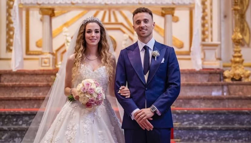 Një muaj më parë u martuan, gruaja e Diogo Jota-s me një dedikim special për bashkëshortin e ndjerë: Përgjithmonë e jotja!