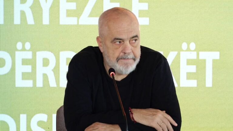 “Nuk kemi luksin për të bërë fshesë, jo urdhra pa shkresë”, kryebashkiaku i Hasit del kundër Ramës për shkarkimet