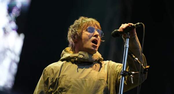 “Oasis” tall Coldplay-n pas skandalit viral: Në koncertin tonë mund të tradhtoni lirisht