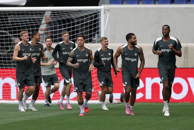Obi Mikel: “Ky lojtar nuk është mjaftueshëm i mirë për Chelsea-n”