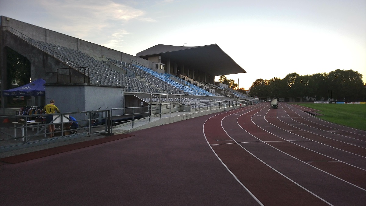 Partizani nis te stadiumi më i vjetër në Estoni, Vllaznia marshi i parë nga Elbasani
