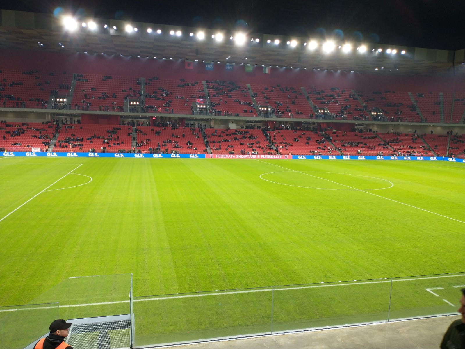 Partizani-Nome Kalju, formacionet zyrtare