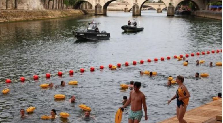 Pas gati një shekulli ndalim, lumi Sena në Paris rihapet për notarët