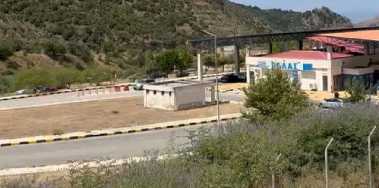 Pas ndërhyrjes së Vasil Llajo dhe Giogiakas normalizohet situata në Qafë Botë – VIDEO